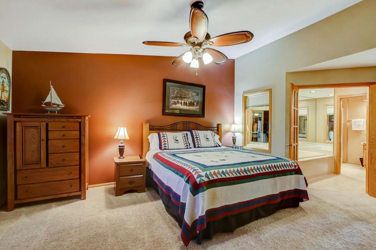 ויסקונסין דלס Brown Family Condo For Families Golf Trips And Girls Getaways מראה חיצוני תמונה